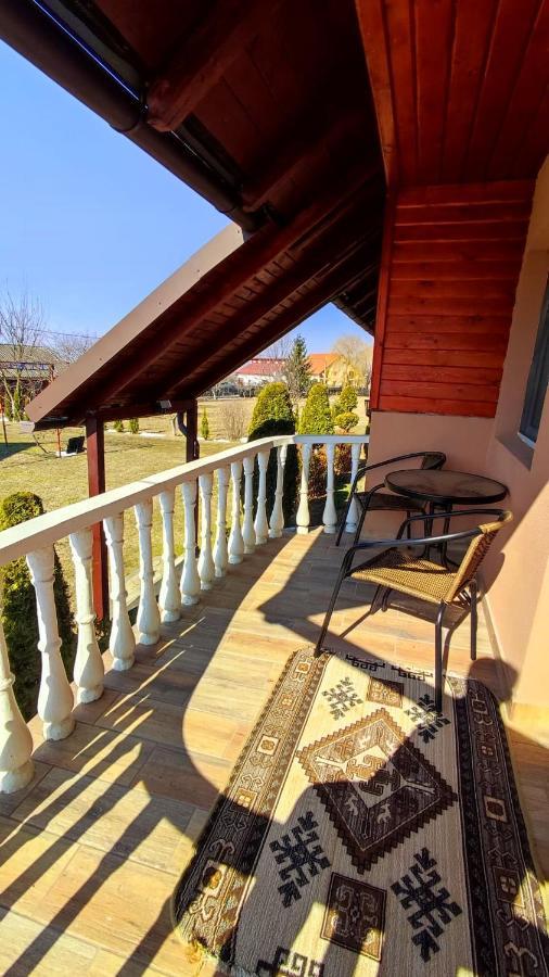 Hotel Casa Neagu Covasna Exterior foto